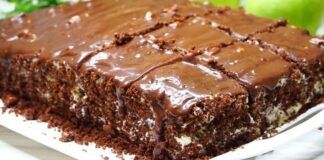 Naminis šokoladinis pyragas: maža šventė kakavos mėgėjams!