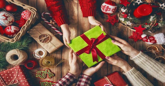 Ką dovanoti Kalėdų ir Naujųjų metų proga: sėkmę nešančios dovanos
