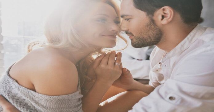 Ženklai, kurie padės suprasti, ar moteris tikrai myli vyrą