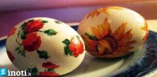 Labai paprastas ir gražus velykinių kiaušinių marginimo būdas be dažų