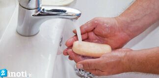 Vaistininkas nurodė, ką dar, be rankų plovimo, daryti saugantis nuo viruso