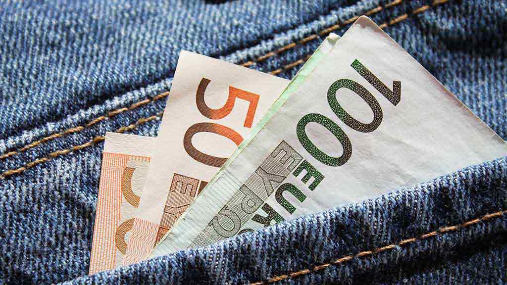 Ką reikia nešiotis kišenėje, kad visada turėtumėte pinigų?