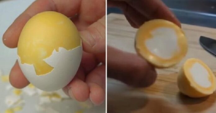 Kaip išvirti kiaušinius, kad baltymas ir trynys pasikeistų vietomis?