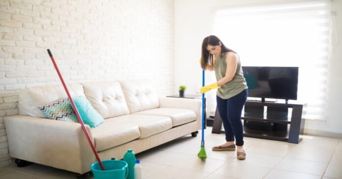 Kaip per trumpą laiką išvalyti ir sutvarkyti namus? Pravers, jei sulaukėte netikėtų svečių