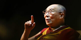„Yra tik dvi dienos per metus, kai nieko negali padaryti“: Dalai Lamos citatos apie gyvenimą