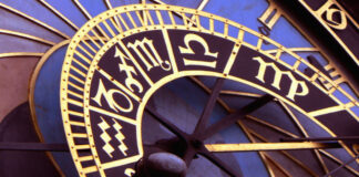 Astrologai atkleidė keturis Zodiako ženklus, kurie pritraukia pinigus