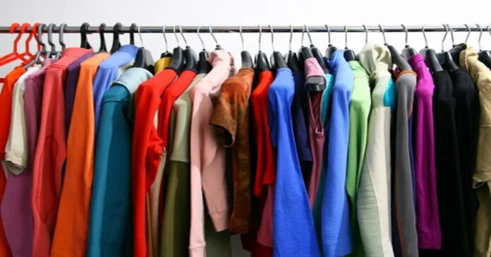 Kokios spalvos drabužiai pritraukia meilę, sėkmę finansų sektoriuje ir gerina sveikatą?