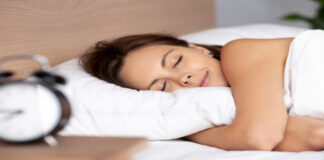 7 naudingos gudrybės, kurios padės pagerinti miegą ir kiekvieną rytą pradėti su šypsena