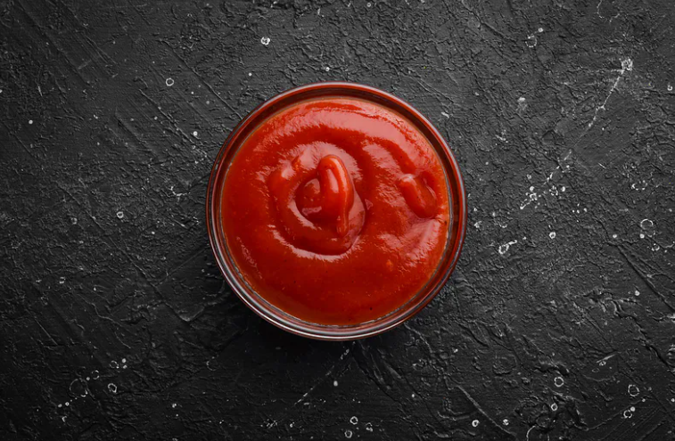Pomidorų tyrės kaukė